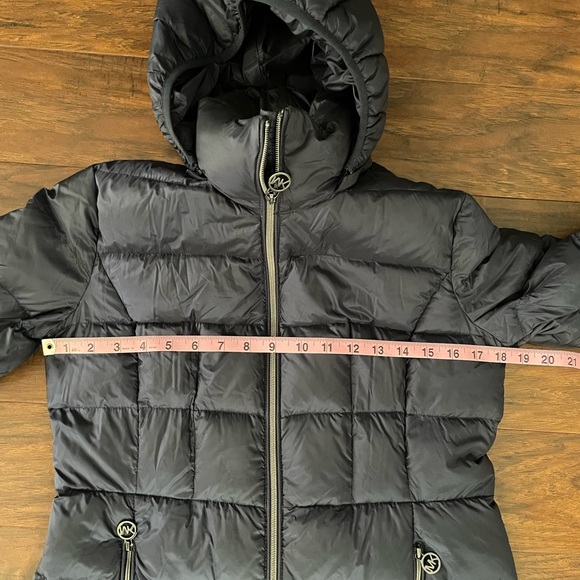 Michael Kor's Navy Puffer Jacket Size Small - Picture 5 of 10